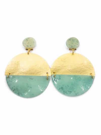 Pendiente de flamenca aro grande piedras cristal color verde esmeralda y metal dorado