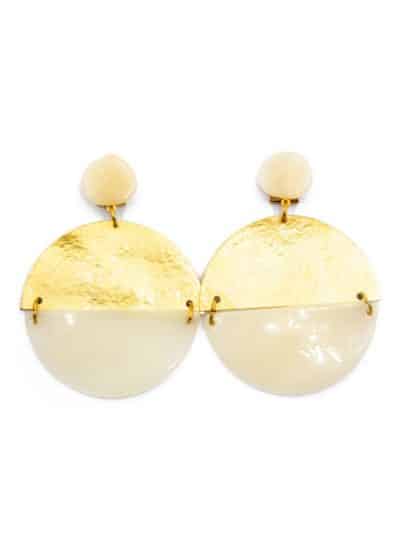 Pendiente de flamenca aro grande piedras cristal color marfil y metal dorado