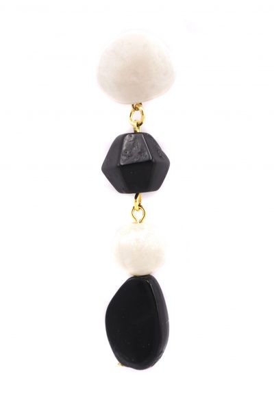 Pendiente de flamenca mediano piedras nácar color marfil y negro