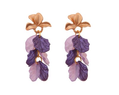 Pendientes de pétalos en tonos violetas con cabezal en forma de hojas