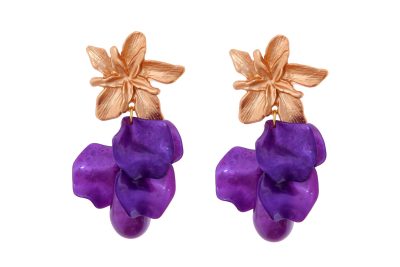 Pendientes de pétalos y piedras nácar morado con cabezal de flor