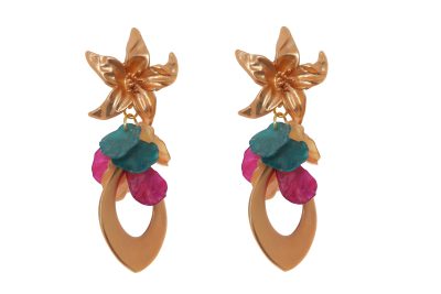 Pendientes de lágrima de oro con pétalos en colores buganvilla, verde y amarillo con cabezal de flor