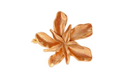 Broche dorado de flor grande