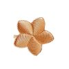 Broche dorado de flor a rayas