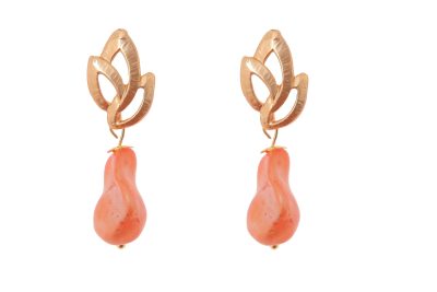 Pendiente de piedras nácar naranja con cabezal de hojas