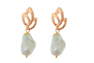 Pendiente de piedras nácar verde agua con cabezal de hojas