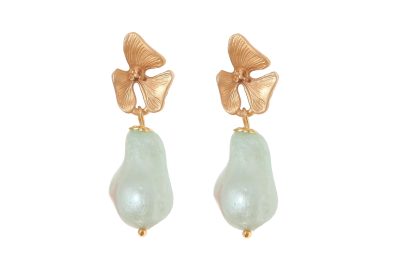 Pendiente de piedras nácar verde agua con cabezal 3 hojas