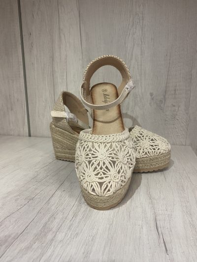 Espartos de crochet con cuña