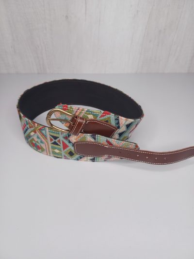 Cinturón rociero Color Marrón estampado con triángulos Rocío