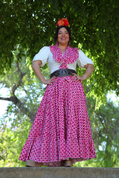 CONJUNTO FALDA + PIQUILLO ESTAMPADO LUNAR ROSA FUCSIA