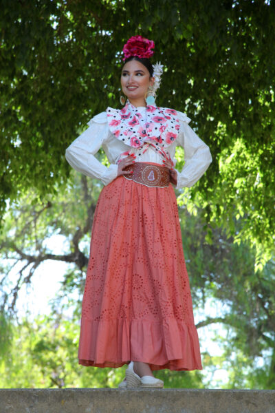 FALDA PERFORADA ADRIANA CORAL