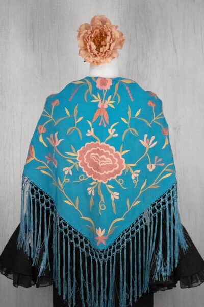 Mantón Turquesa bordado en multicolor