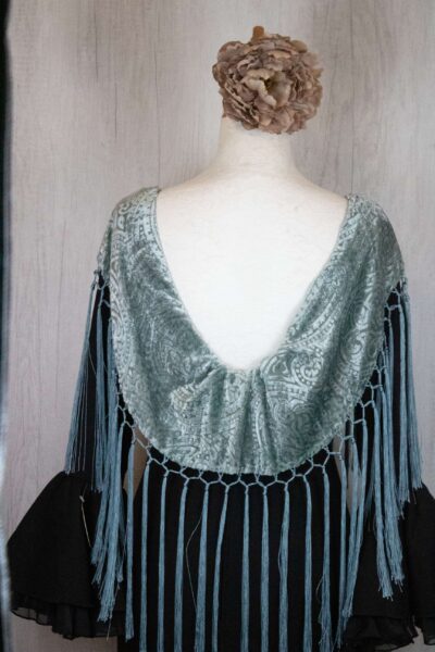 Mantón terciopelo celeste