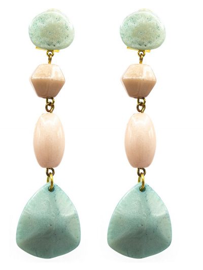 Pendiente de flamenca grande piedras nácar color beige, rosa y aguamarina