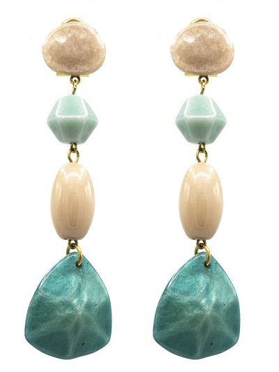 Pendiente de flamenca grande piedras nácar color beige y aguamarina