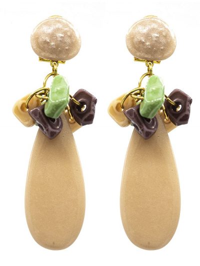 Pendiente de flamenca lagrima mediana piedras nácar color beige, verde agua y maquillaje