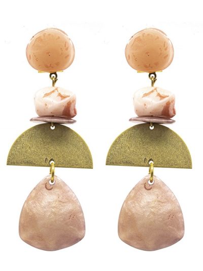 Pendiente de flamenca grande piedras nácar color maquillaje y rosa bebé