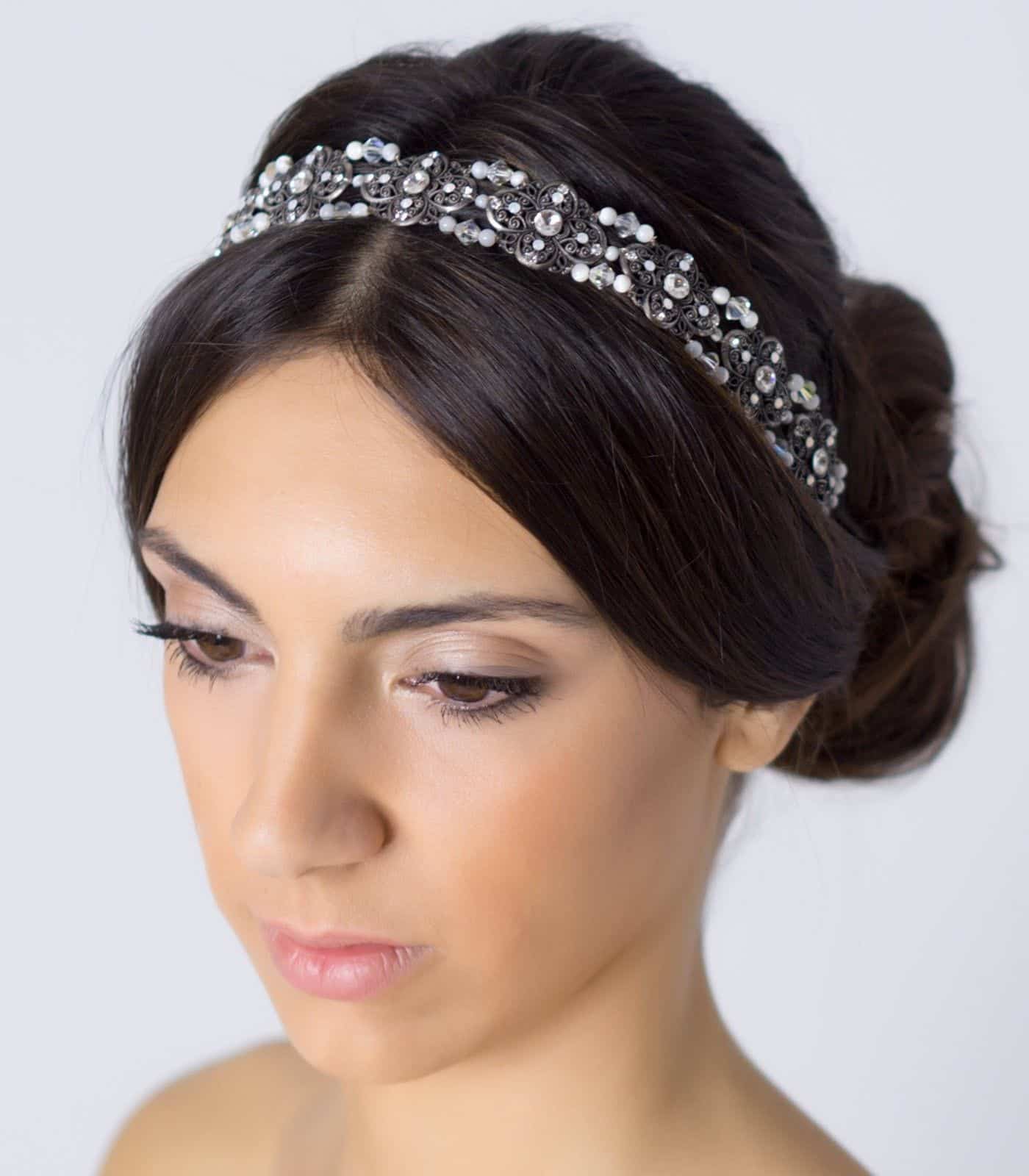 Tiara de novia >>> Moda flamenca Flores y complementos de flamenca