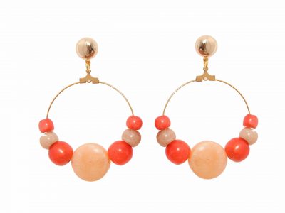 Pendiente de flamenca aro mediano piedras nácar color coral y beige