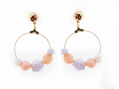 Pendiente de flamenca aro mediano piedras nácar color plata y beige