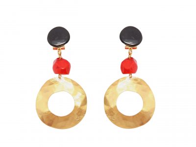 Pendiente de flamenca aro mediano piedras nácar color negro y rojo con metal dorado