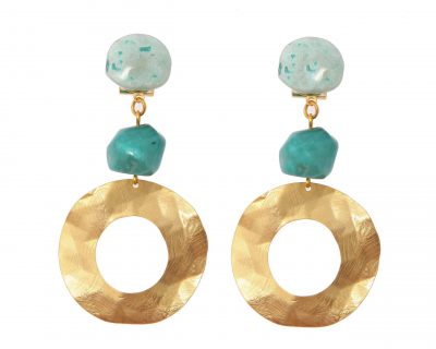 Pendiente de flamenca aro mediano piedras nácar color verde agua con metal dorado