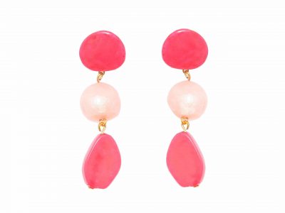 Pendiente de flamenca mediano piedras nácar color fresa y rosa bebé