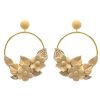 Flamenco gold earring with beige porcelain flower